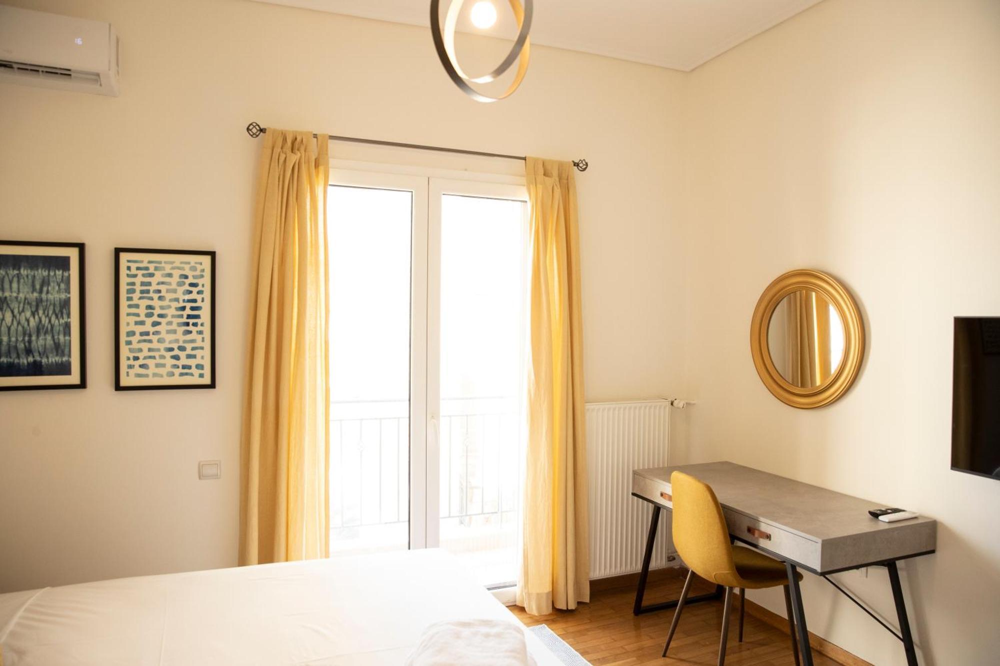 Spacious Glyfada Golf 4Br -Near Beach + Shops Athena Bagian luar foto
