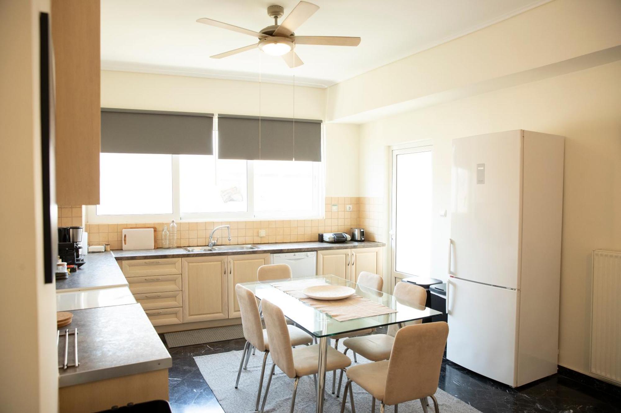 Spacious Glyfada Golf 4Br -Near Beach + Shops Athena Bagian luar foto